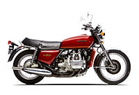 Suzuki GT750/Honda Goldwing