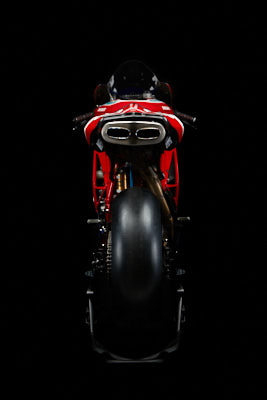 Ducati 999F06 Gregorio Lavilla