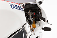Yamaha 750 FZR-R OWO1