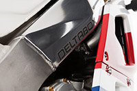 Yamaha 750 FZR-R OWO1